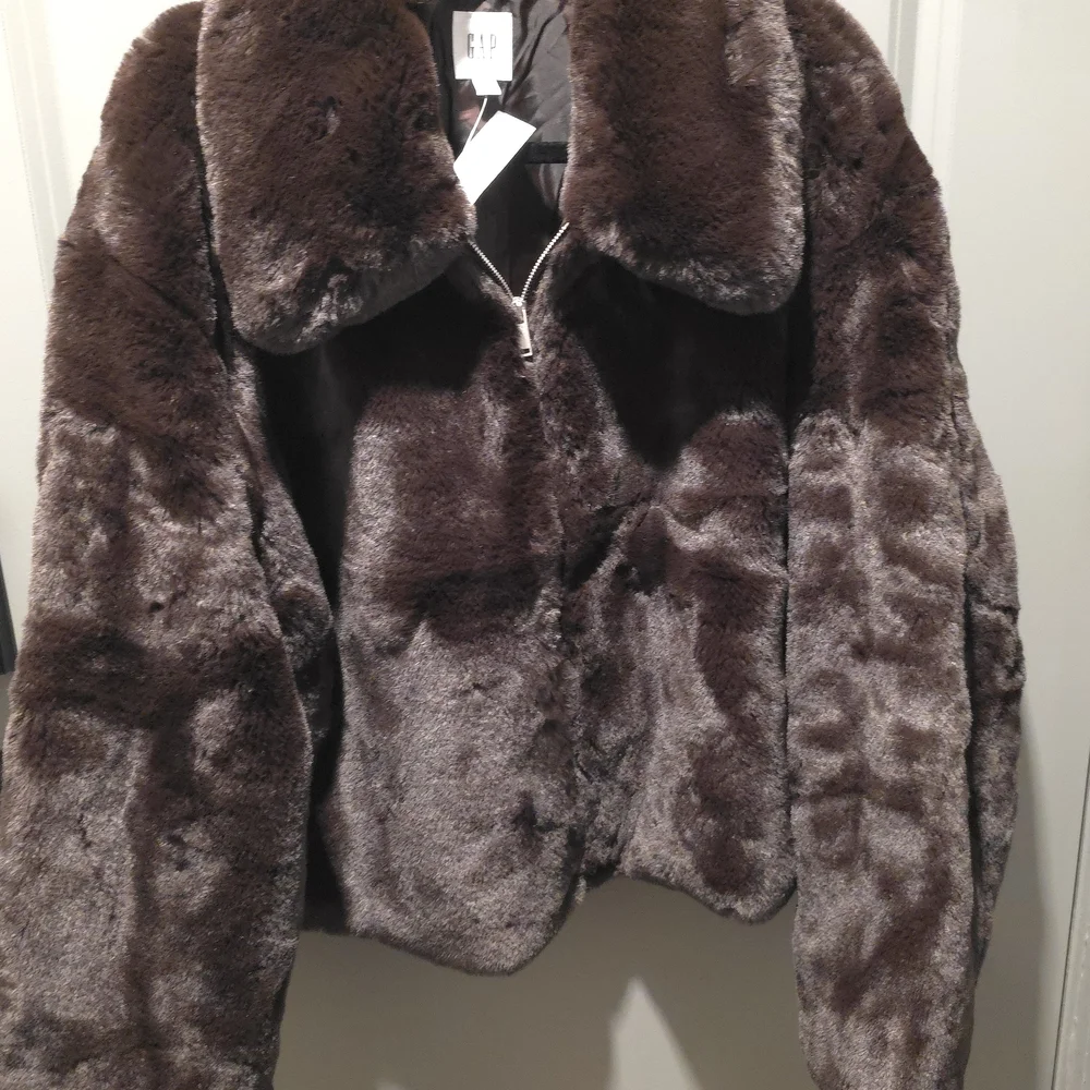 GAP Dark Brown Faux Fur Jacket - Picture 9 of 12